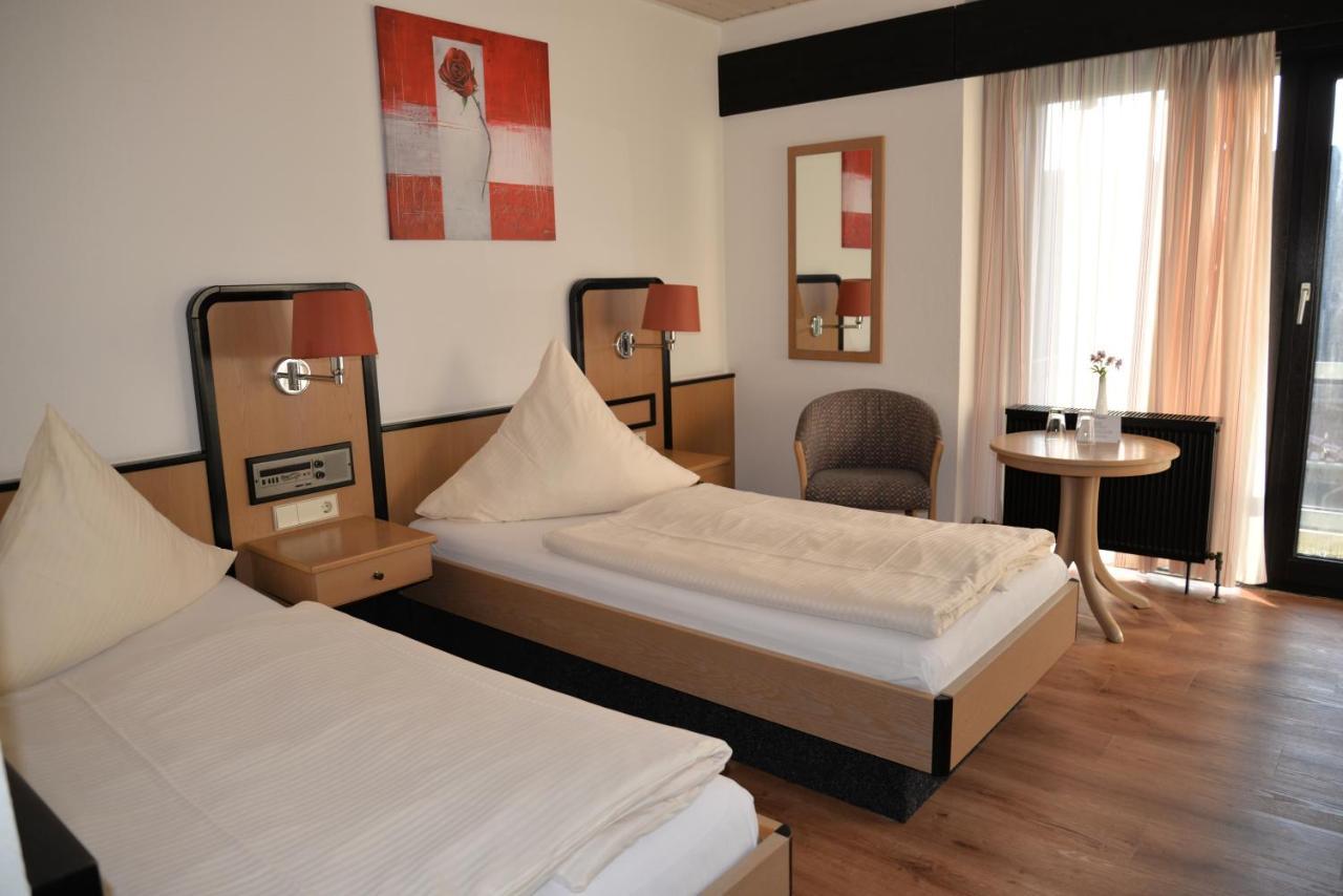 Hotel Paffhausen Wirges Bagian luar foto