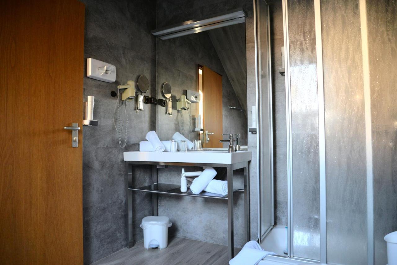 Hotel Paffhausen Wirges Bagian luar foto